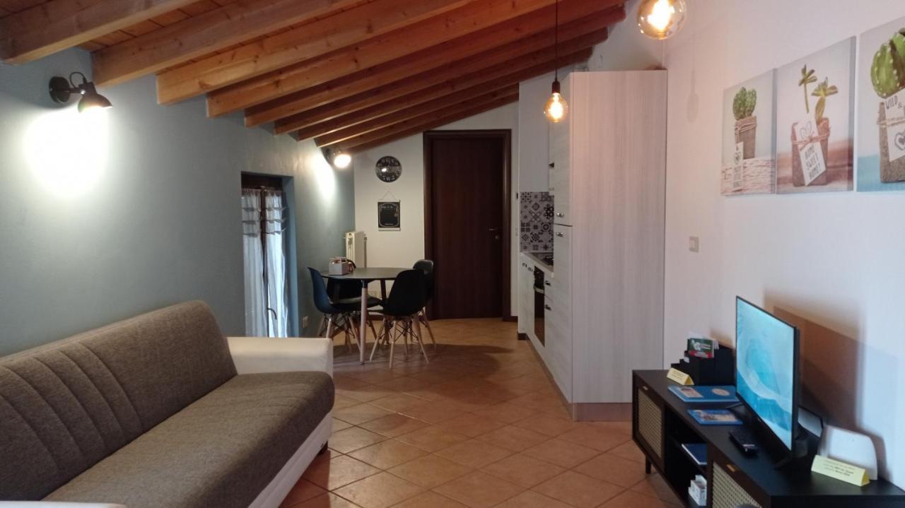 Casa Vacanze Il Fante di Picche Verolanuova Esterno foto