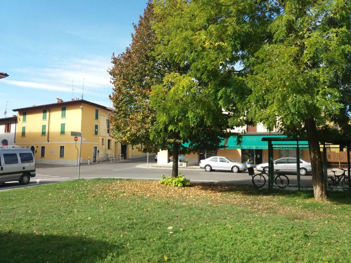 Casa Vacanze Il Fante di Picche Verolanuova Esterno foto